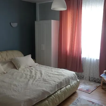Andreea's Apartments-old Town * Бухарест
